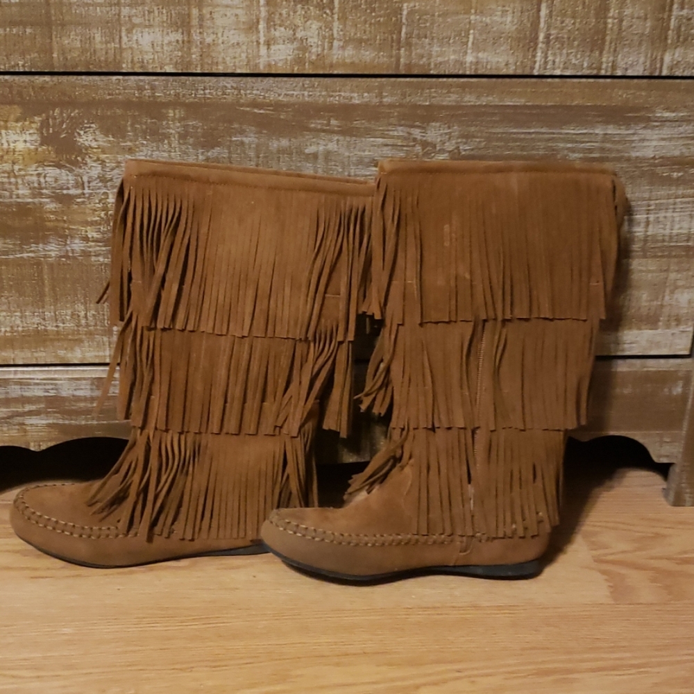 Hot Cakes Fringe Boots